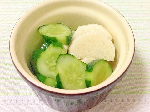 シャキシャキ☆長芋ときゅうりの浅漬け